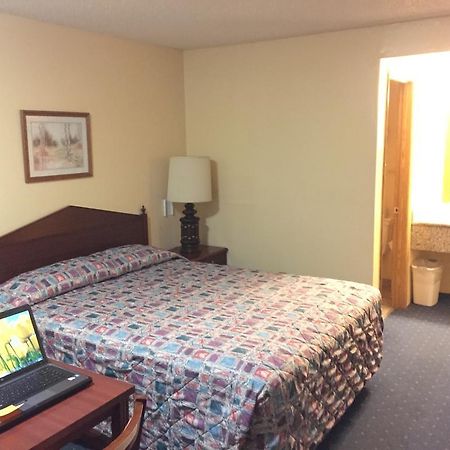 Stagecoach Inn Motel Molalla Екстер'єр фото