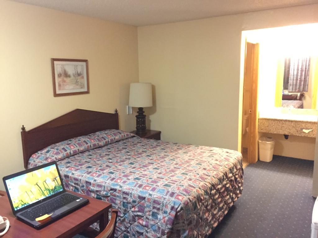 Stagecoach Inn Motel Molalla Екстер'єр фото